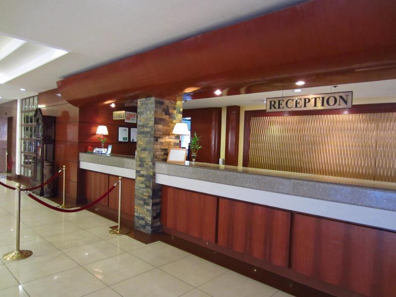 Grand Regal Hotel Bacolod Extérieur photo