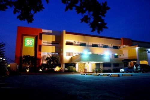 Grand Regal Hotel Bacolod Extérieur photo