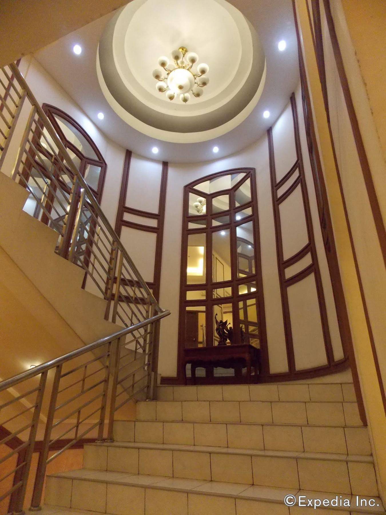Grand Regal Hotel Bacolod Extérieur photo